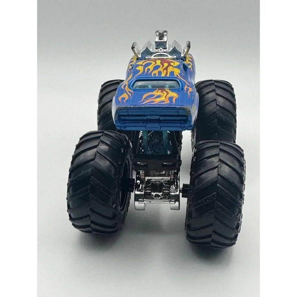 Mattel Hot Wheels‎ Monster Trucks Crash Legends 2021 Rodger Dodger Blue Flames
